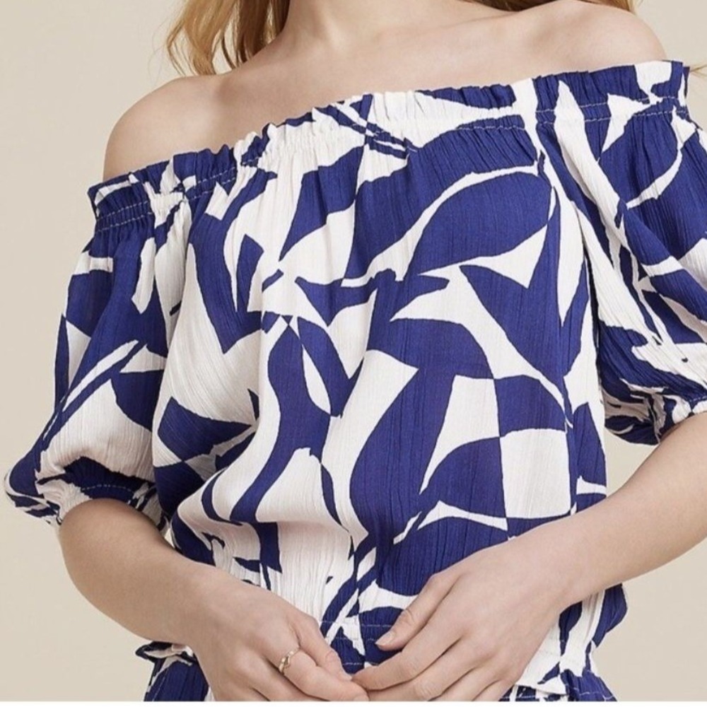 Maurices Off Shoulder Blouse 3X Blue White New WOT Ruffled Puff Sleeves